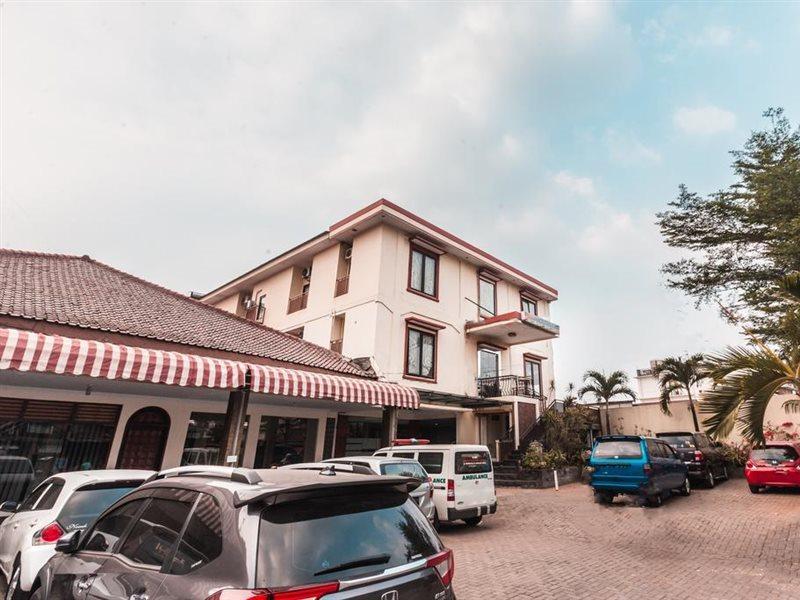 Oyo 1667 Wisma Lux Barkah Jakarta Exteriör bild