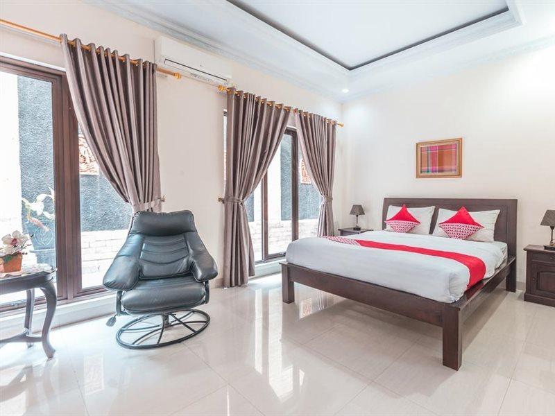 Oyo 1667 Wisma Lux Barkah Jakarta Rum bild