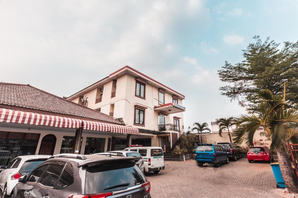 Oyo 1667 Wisma Lux Barkah Jakarta Exteriör bild